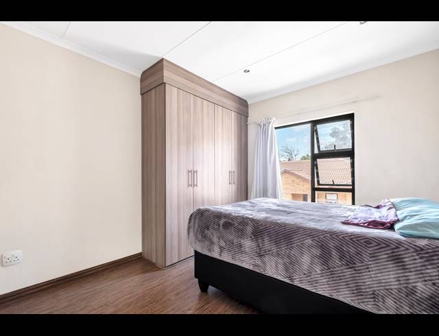 2 BEDROOM APARTMENT FOR SALE IN FERNDALE